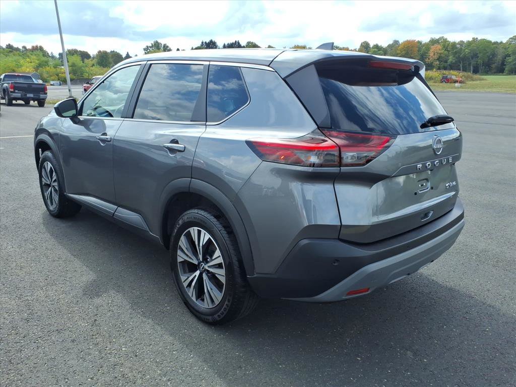 Used 2023 Nissan Rogue SV image 7