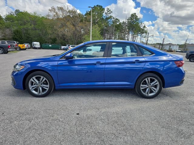 Used 2024 Volkswagen Jetta SE image 6