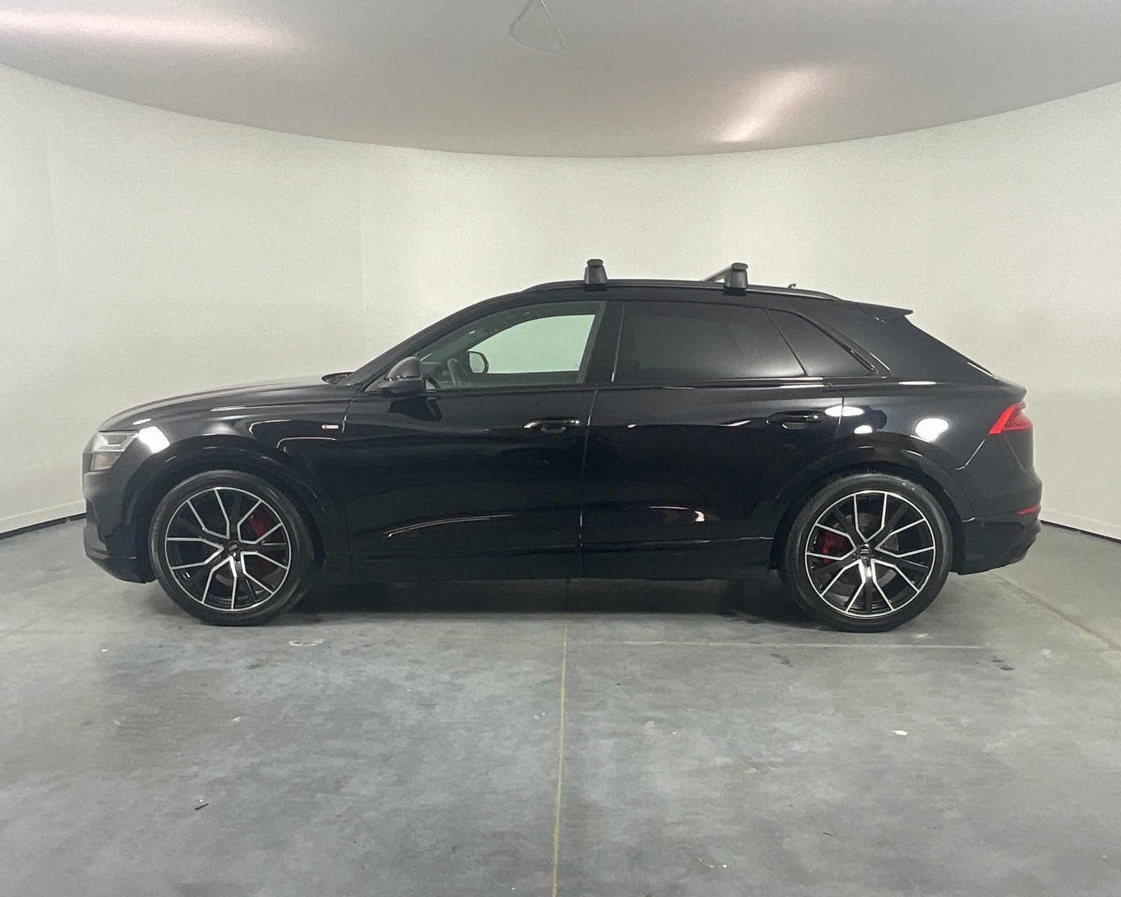 Used 2019 Audi Q8 Prestige image 8