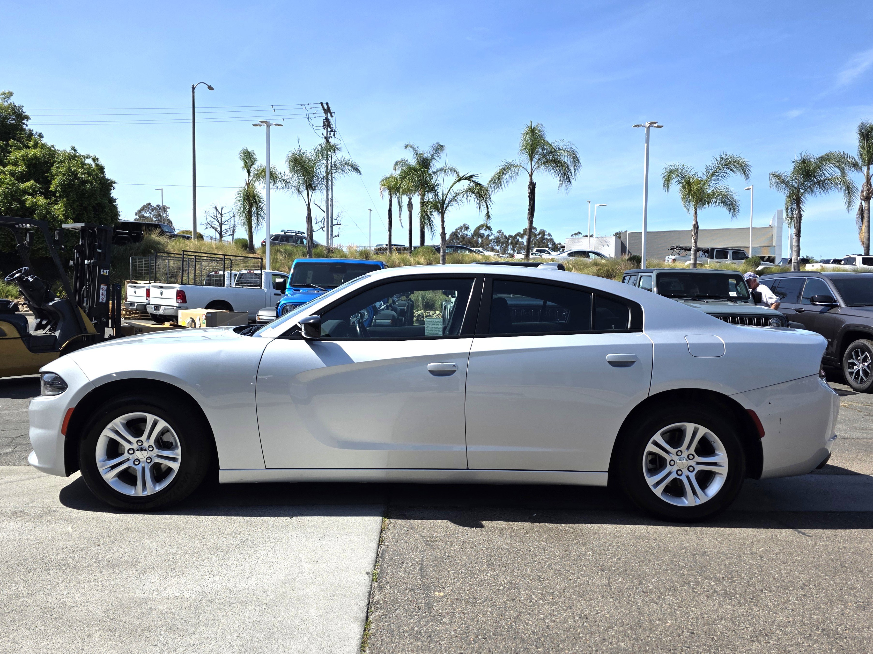 Certified 2023 Dodge Charger SXT image 2