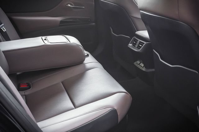 Certified 2024 Lexus ES 300h w/ Premium Package FWD image 24