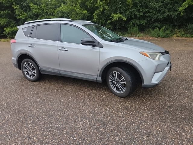 Used 2016 Toyota RAV4 LE AWD/4WD image 18