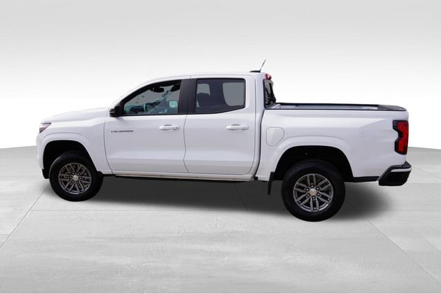 Used 2024 Chevrolet Colorado LT w/ LT Convenience Package II image 9