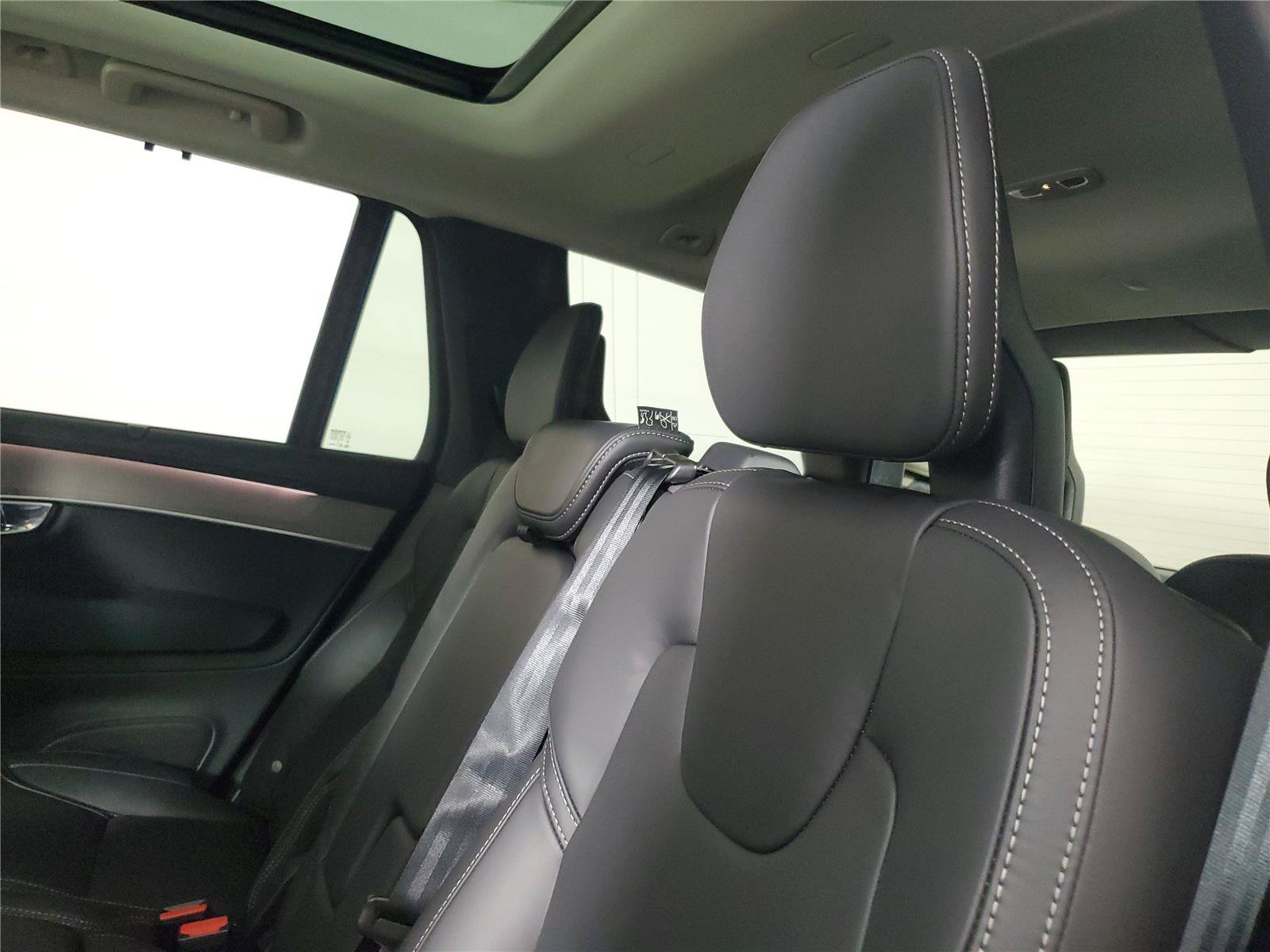 Certified 2026 Volvo XC90 B6 Ultra AWD/4WD image 10