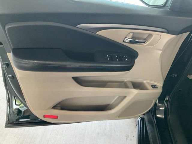 Used 2016 Honda Pilot EX-L image 4