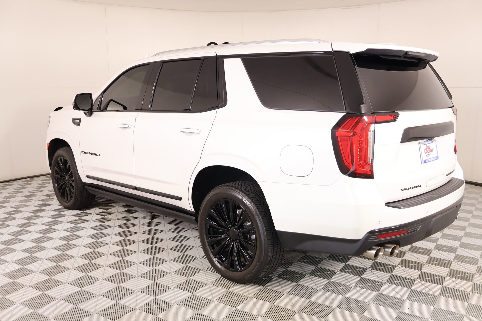 Used 2024 GMC Yukon Denali image 25