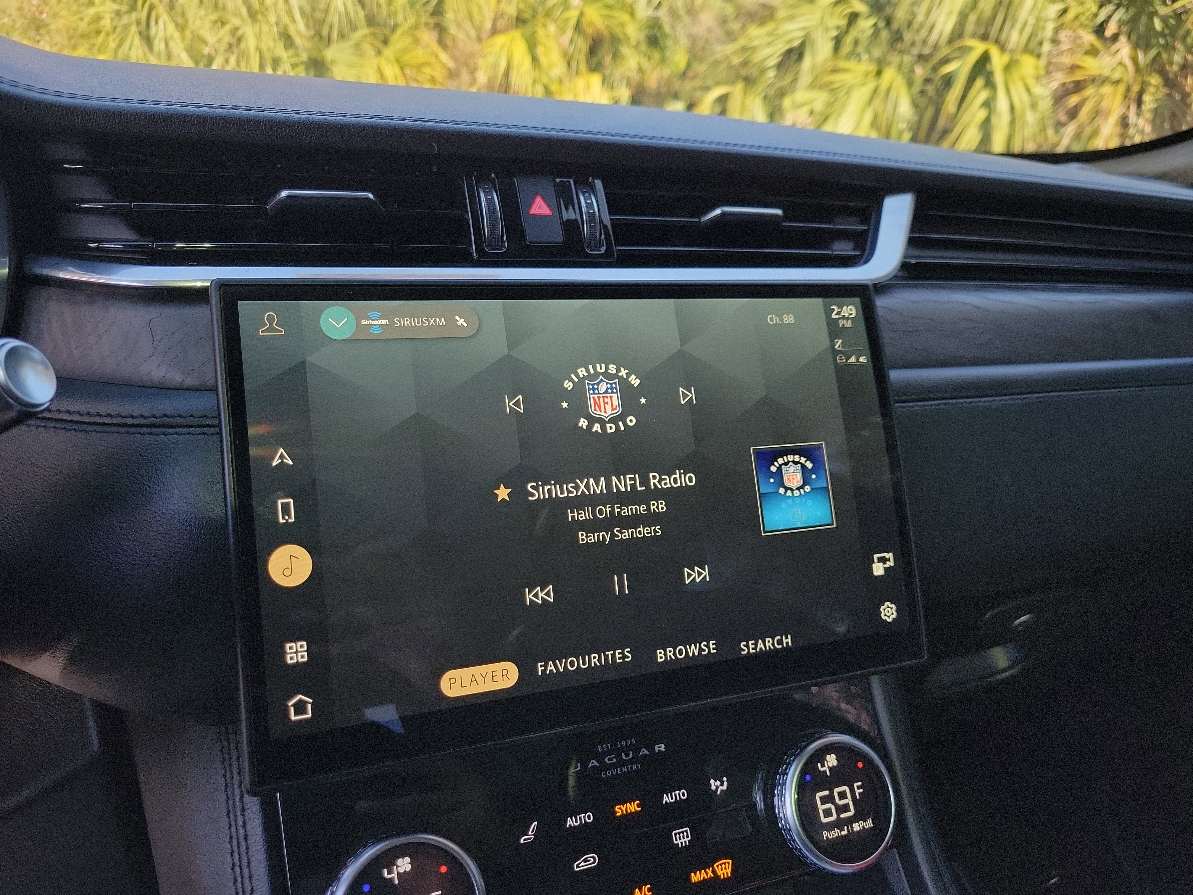 Used 2021 Jaguar F-PACE S image 24