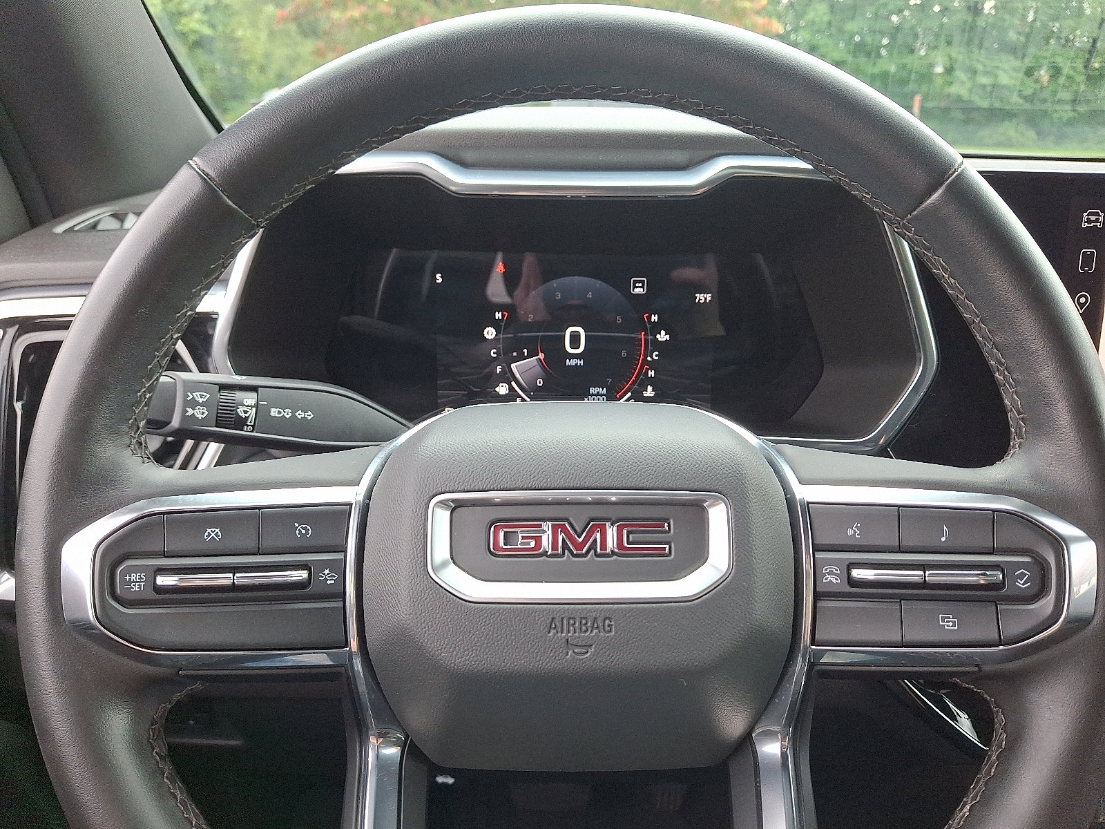 Used 2023 GMC Canyon Elevation w/ Convenience Package image 25