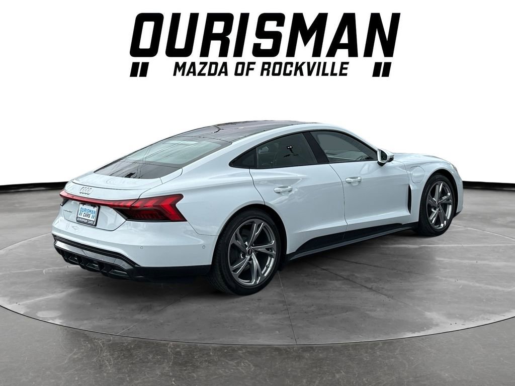 Used 2023 Audi e-tron GT Prestige image 6