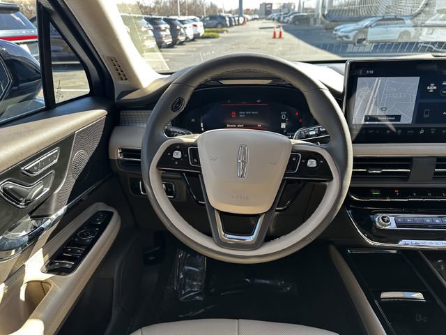 Certified 2024 Lincoln Corsair AWD w/ Equipment Group 101A image 14