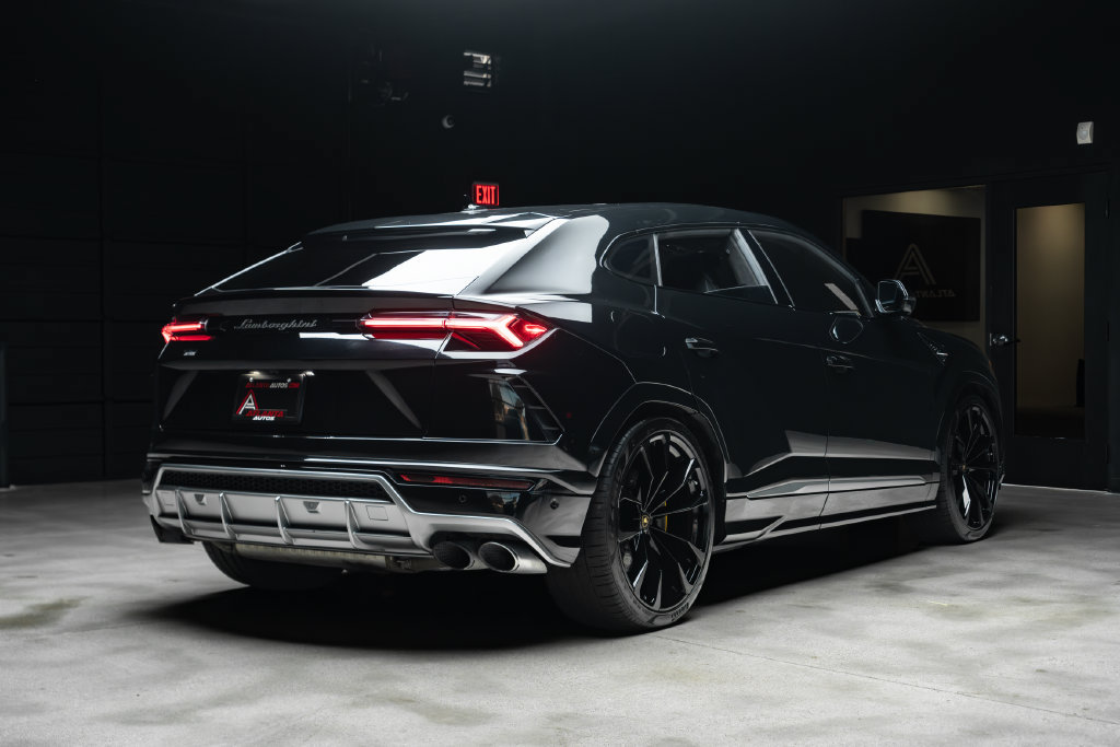 Used 2020 Lamborghini Urus AWD/4WD image 13