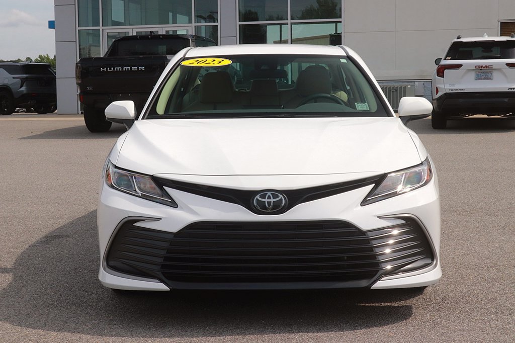 Used 2023 Toyota Camry LE FWD image 2