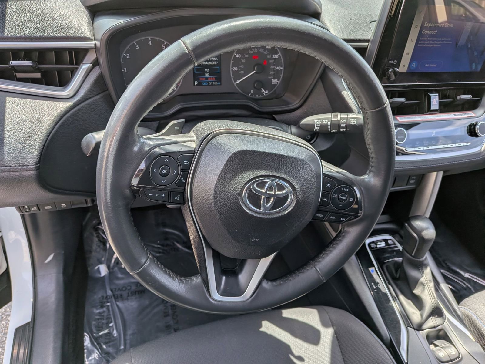 Used 2024 Toyota Corolla Cross SE w/ Moonroof Package image 19