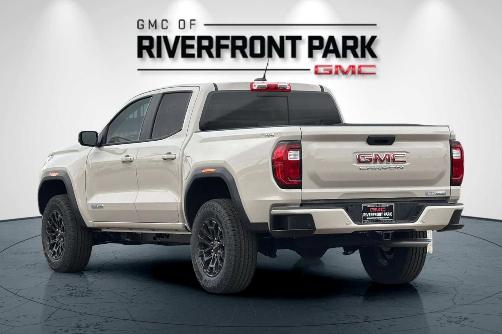 New 2026 GMC Canyon Elevation AWD/4WD image 5