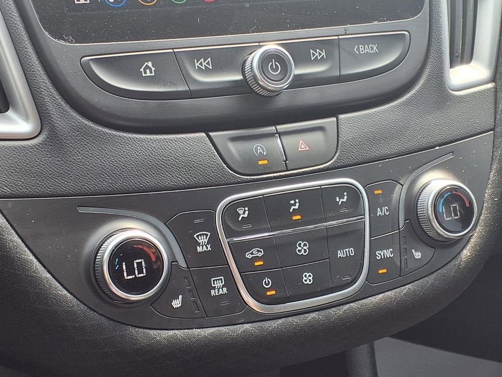 Used 2024 Chevrolet Malibu LT image 13