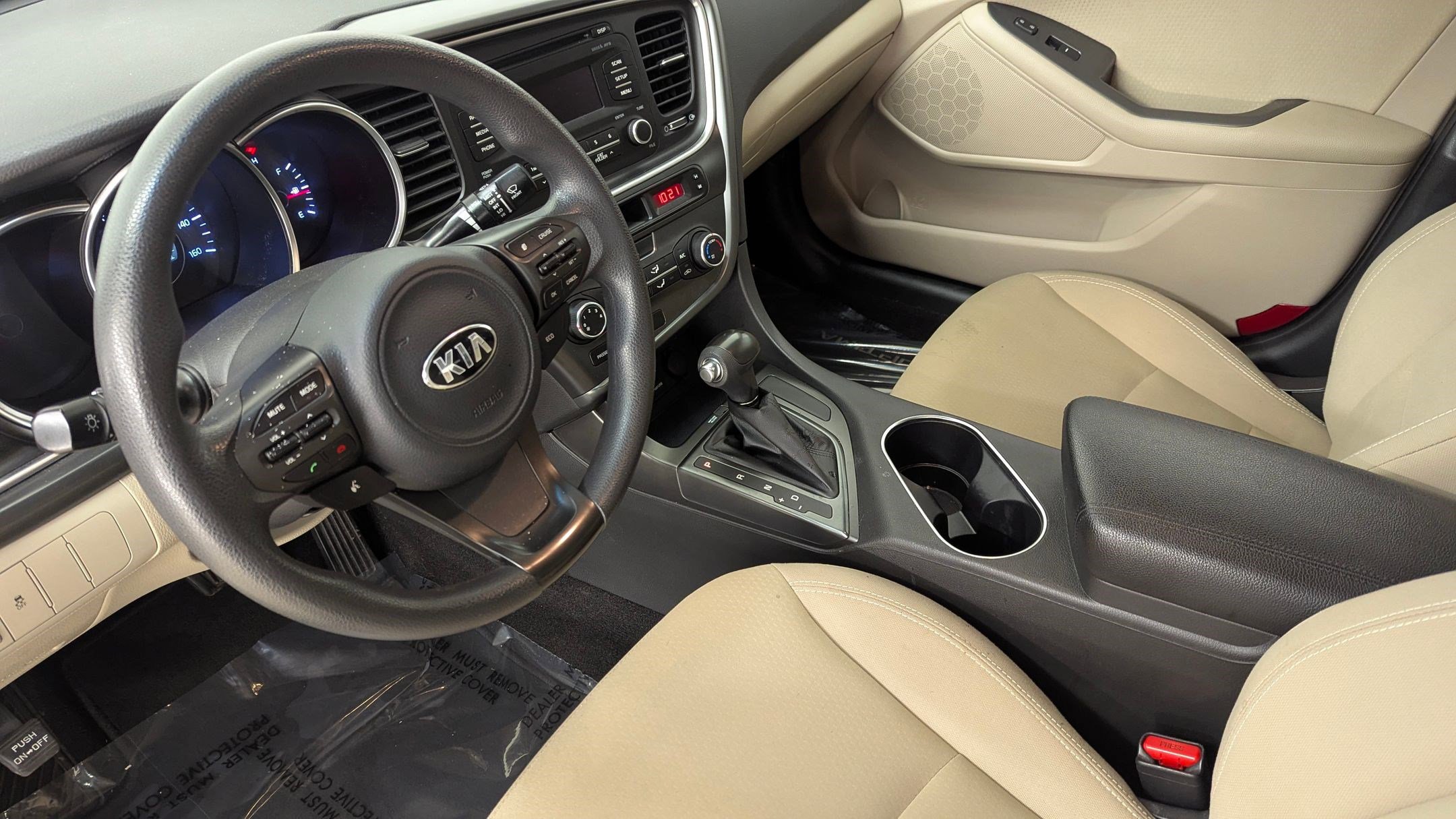 Used 2015 Kia Optima LX w/ LX Convenience Package image 4