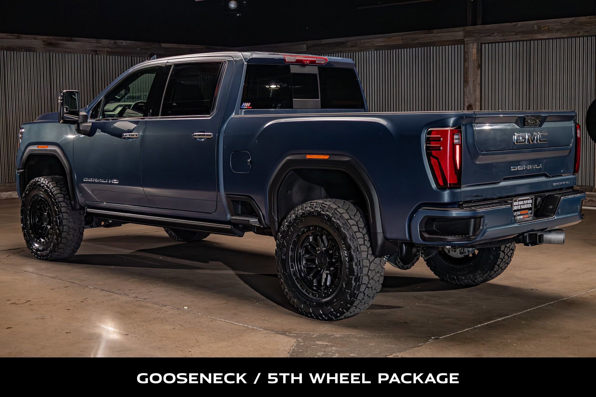 Used 2025 GMC Sierra 2500 Denali w/ Denali Reserve Package AWD/4WD image 7