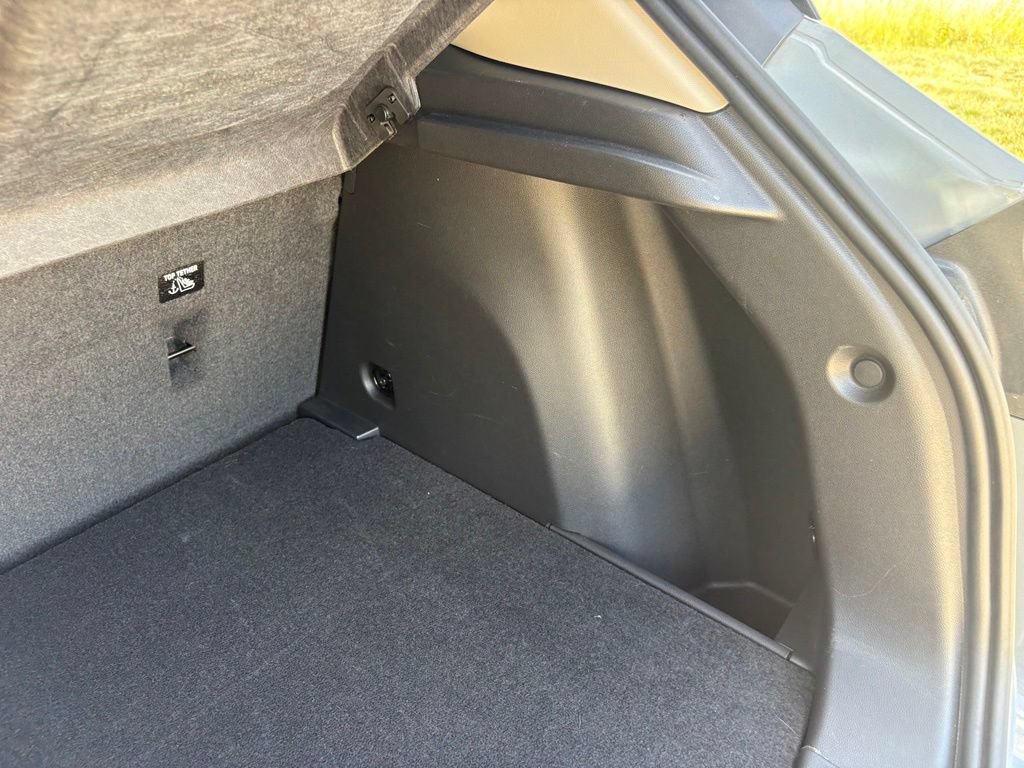 Used 2023 Buick Encore GX Select w/ Sport Touring Package FWD image 46