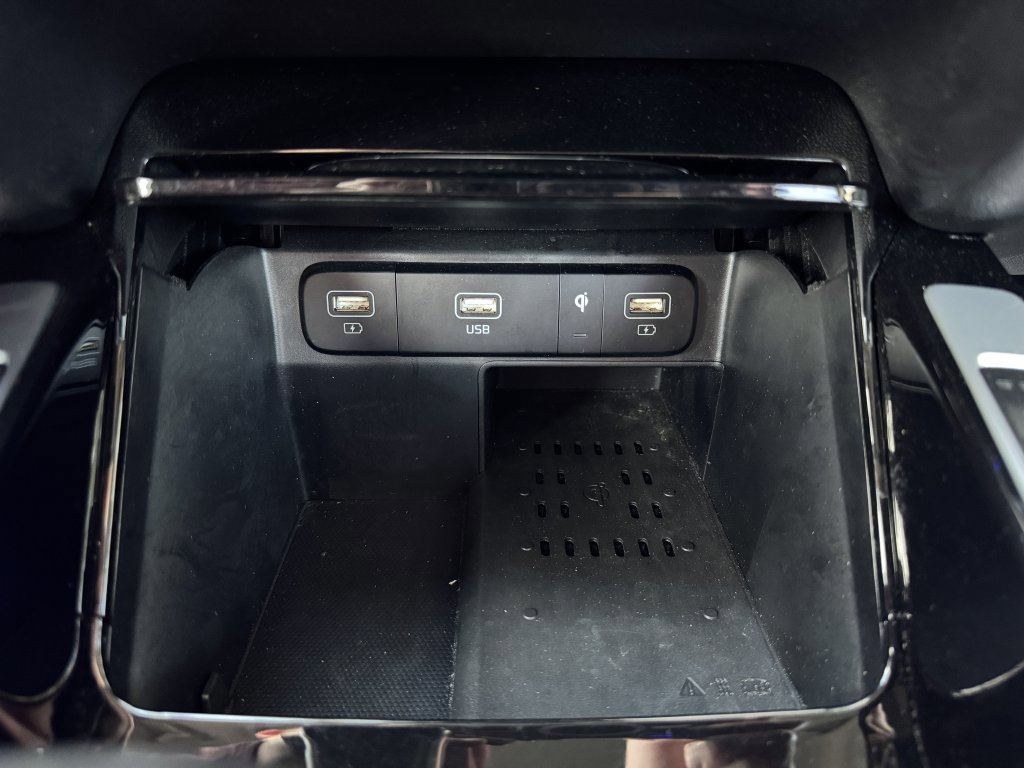 Used 2022 Kia Sorento SX image 27