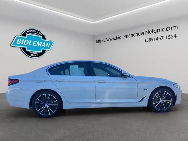 Used 2023 BMW 530e xDrive image 9