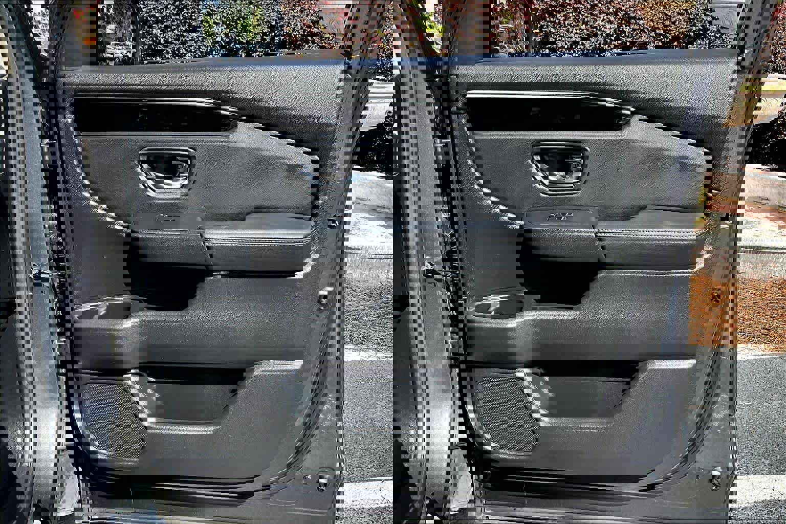 Used 2025 Honda Pilot Touring image 22