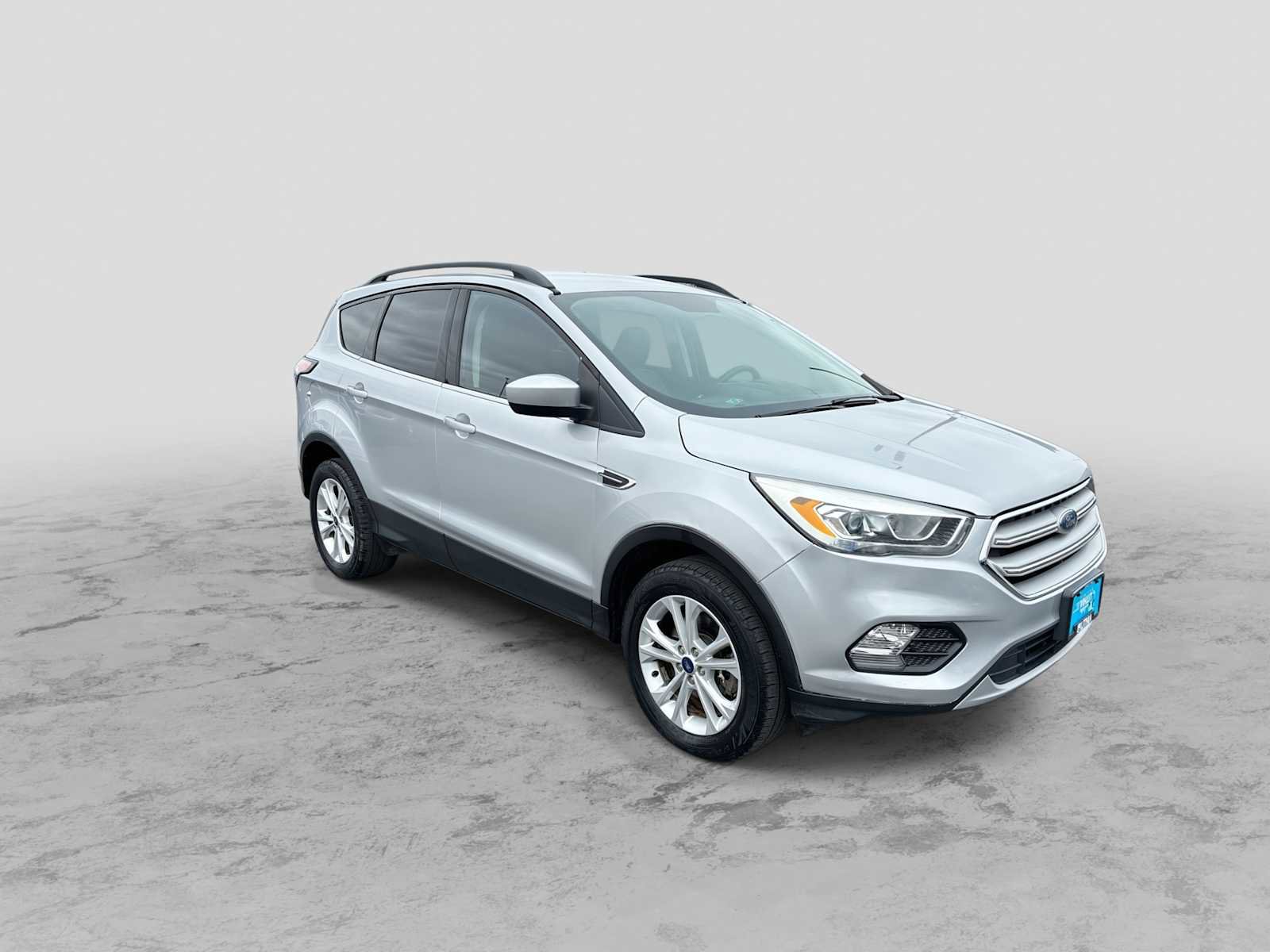 Used 2018 Ford Escape SEL AWD/4WD image 2