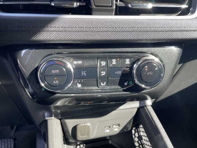 Used 2026 Chevrolet TrailBlazer LT w/ Convenience Package AWD/4WD image 18