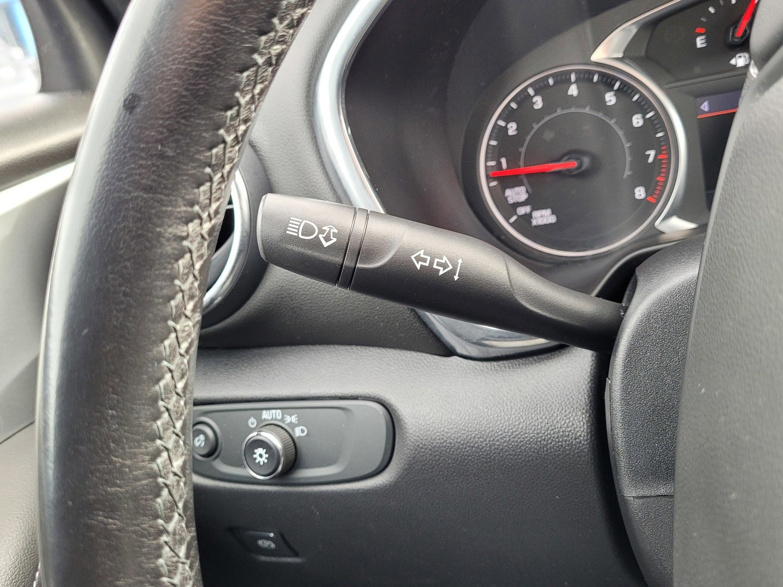 Used 2019 Chevrolet Blazer LT w/ Sun and Wheels Package image 20