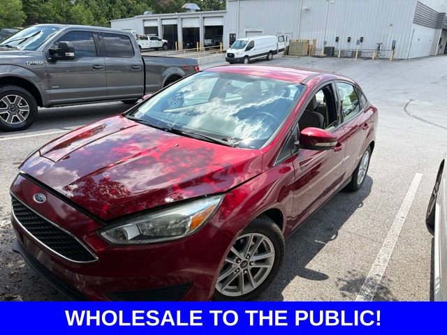 Used 2016 Ford Focus SE FWD image 1