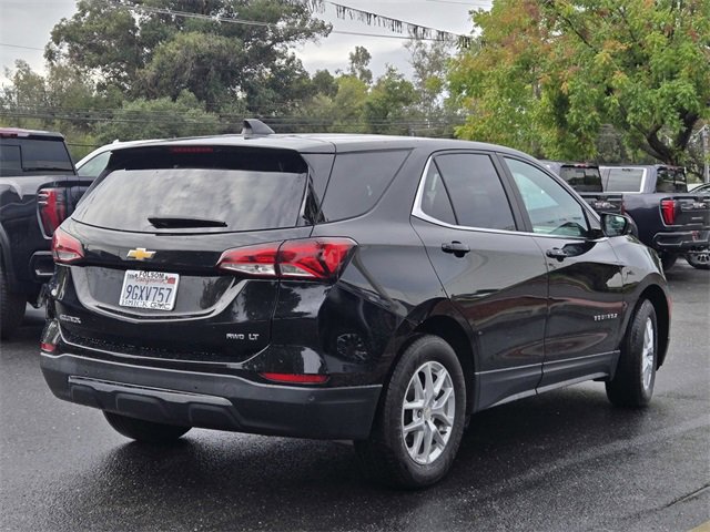 Used 2023 Chevrolet Equinox LT w/ Driver Convenience Package image 4