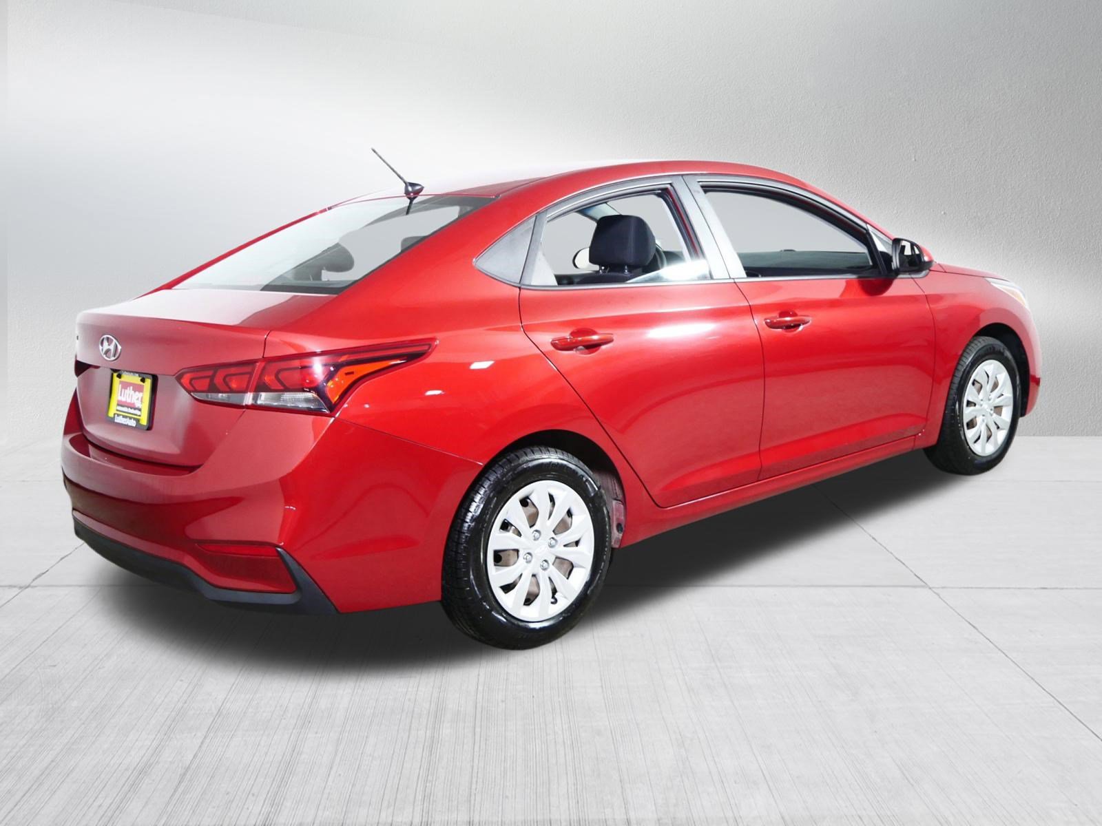 Used 2018 Hyundai Accent SE FWD image 7
