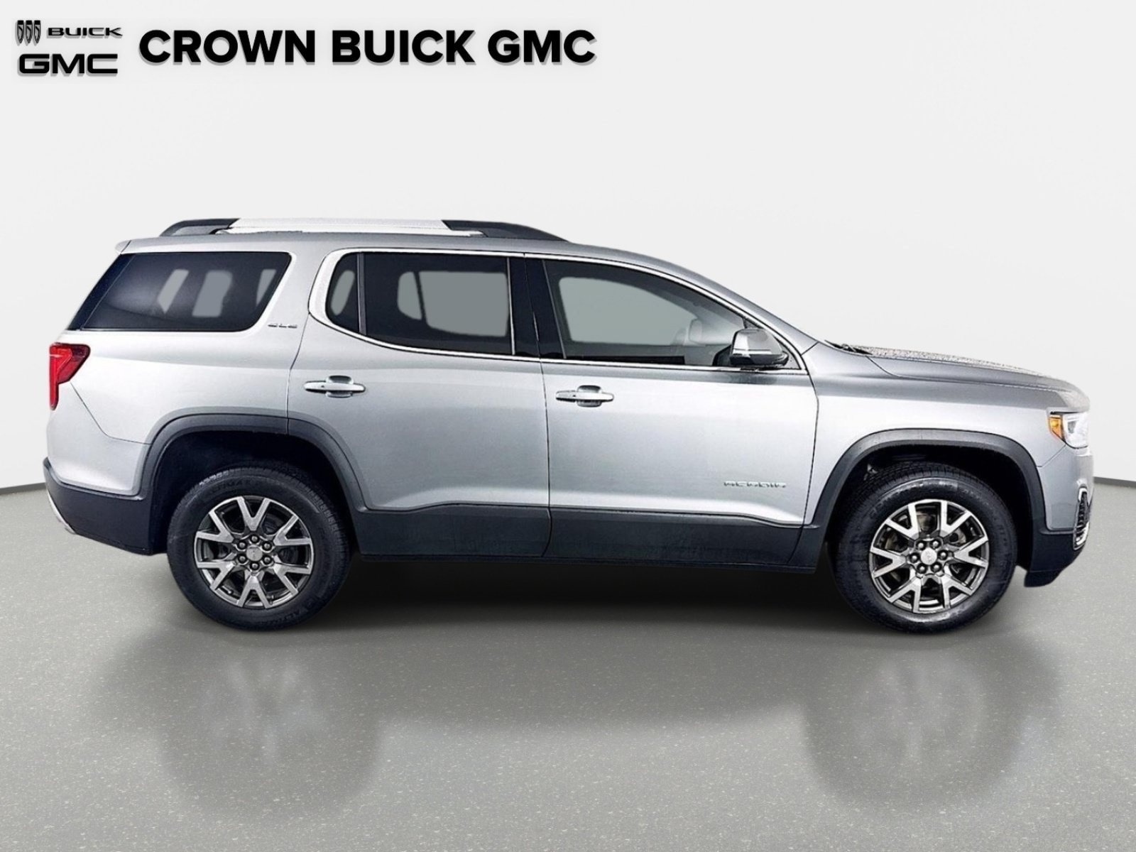 Certified 2023 GMC Acadia SLE w/ Driver Convenience Package AWD/4WD image 4