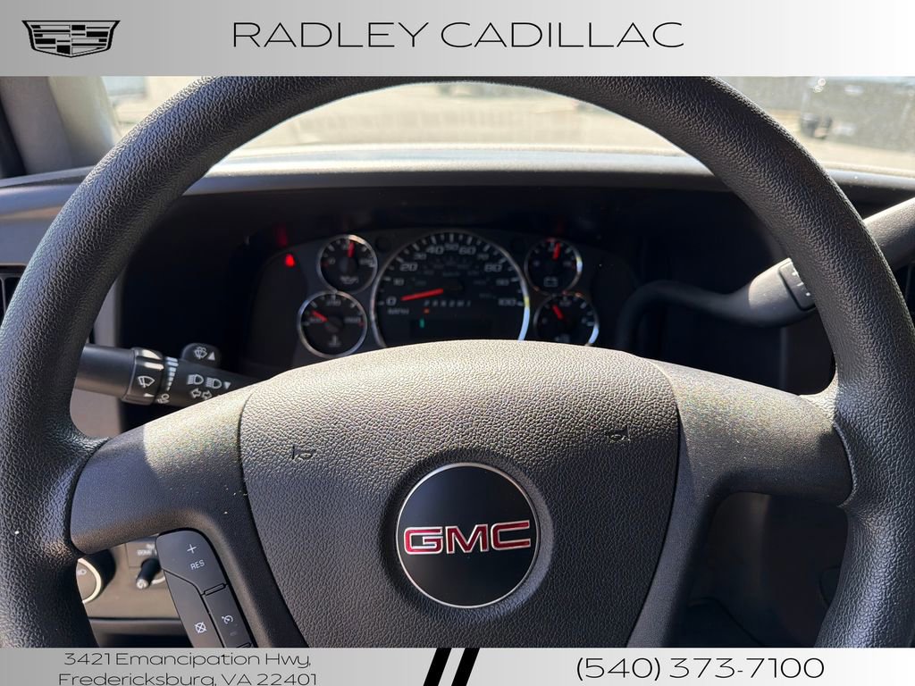 Used 2024 GMC Savana 2500 w/ Driver Convenience Package RWD image 5
