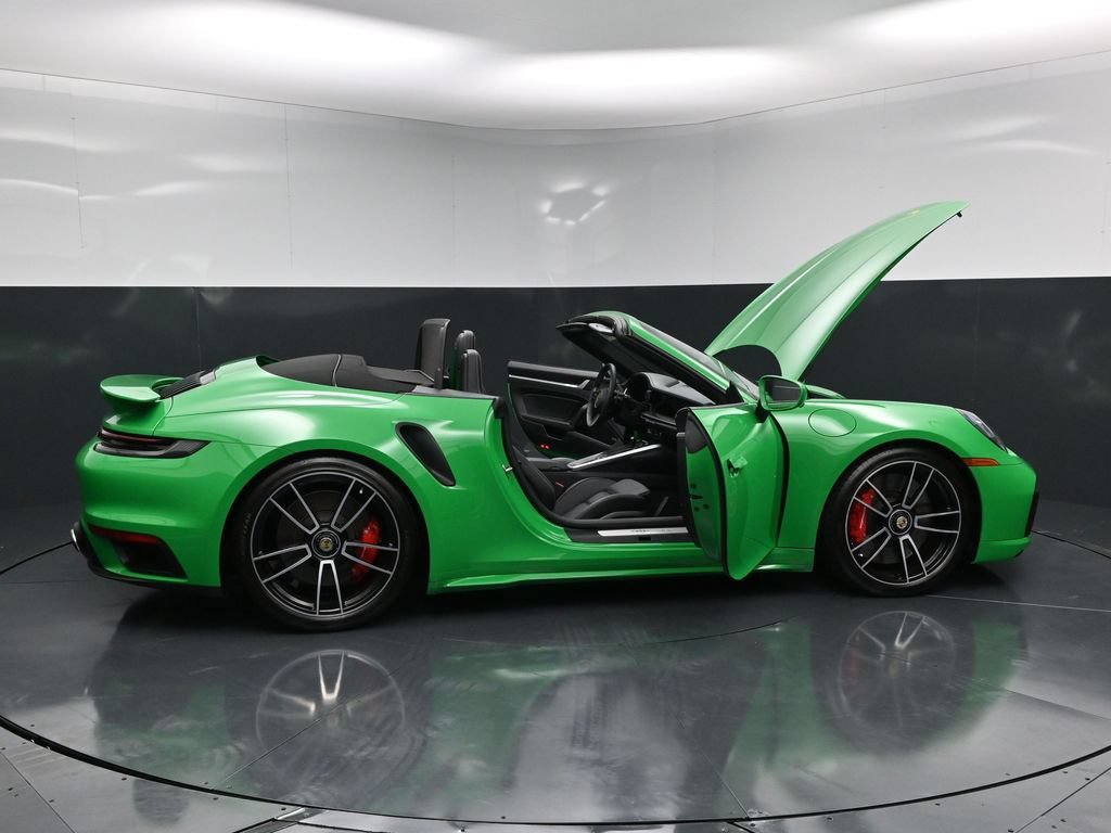 Certified 2022 Porsche 911 Turbo AWD/4WD image 31