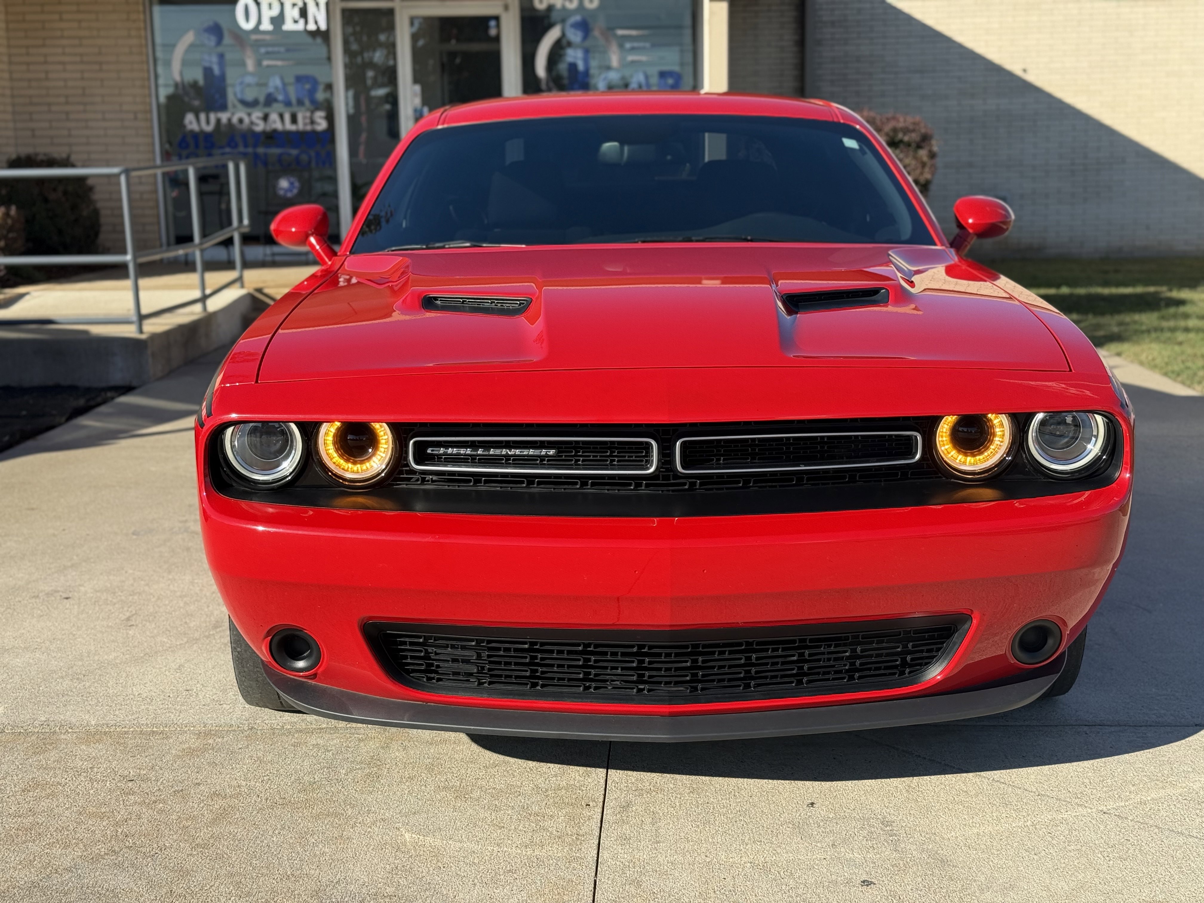 Used 2016 Dodge Challenger SXT w/ Super Sport Group (SS/T) image 2
