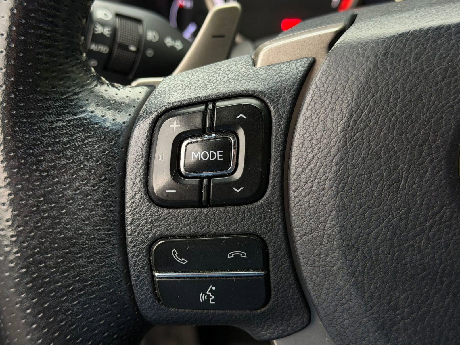 Used 2019 Lexus NX 300 AWD image 26