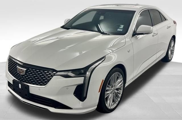 Used 2026 Cadillac CT4 Premium Luxury RWD image 4