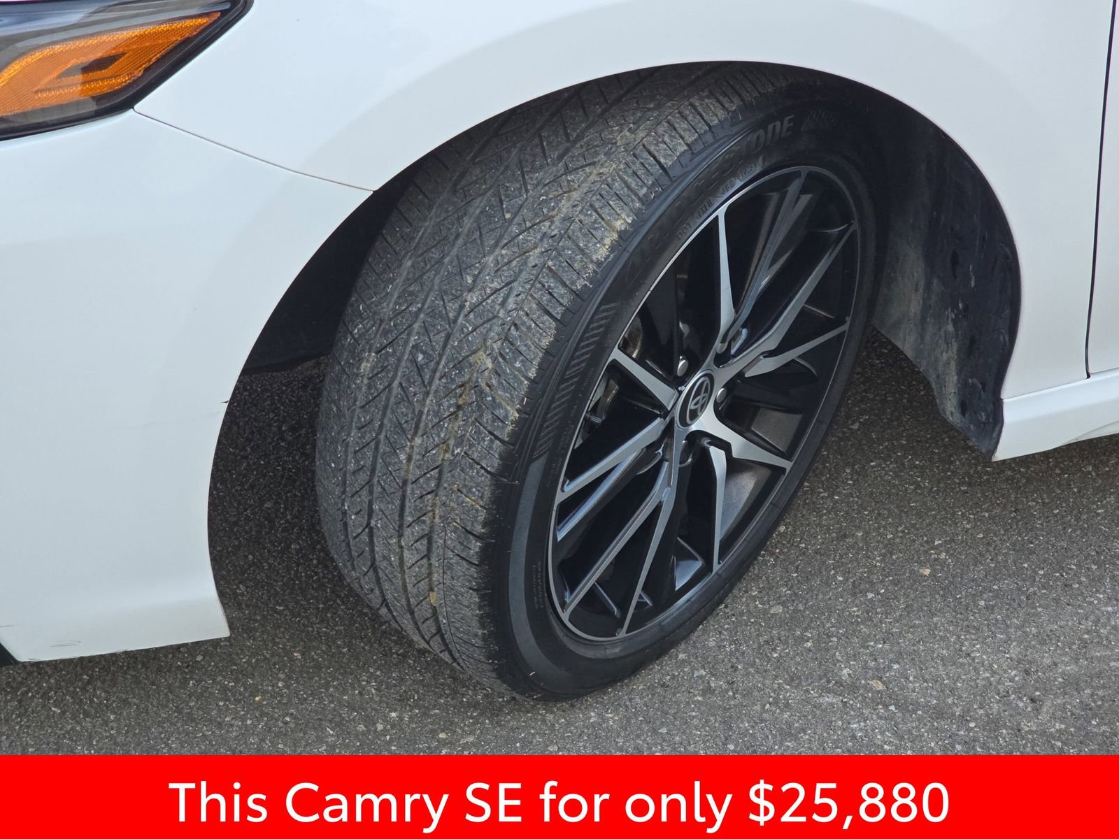 Used 2023 Toyota Camry SE image 37