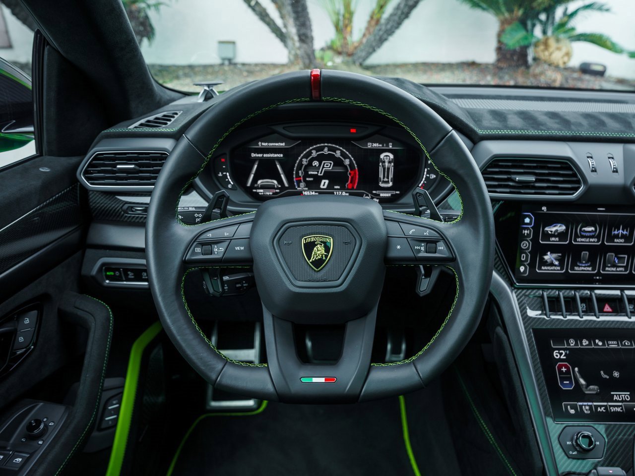 Used 2024 Lamborghini Urus Performante image 17
