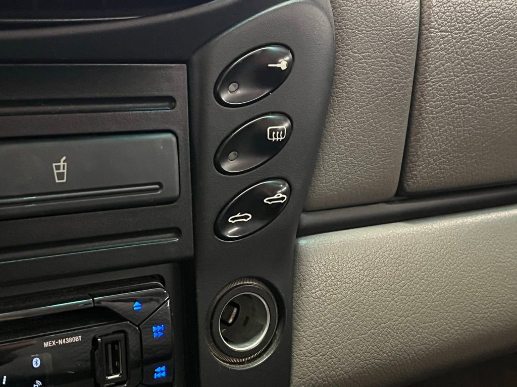 Used 2002 Porsche Boxster image 12