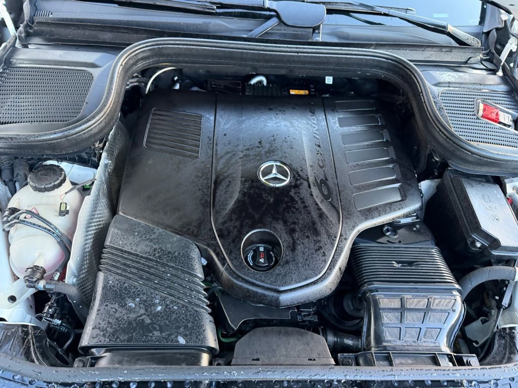 Used 2024 Mercedes-Benz GLS 450 4MATIC image 15