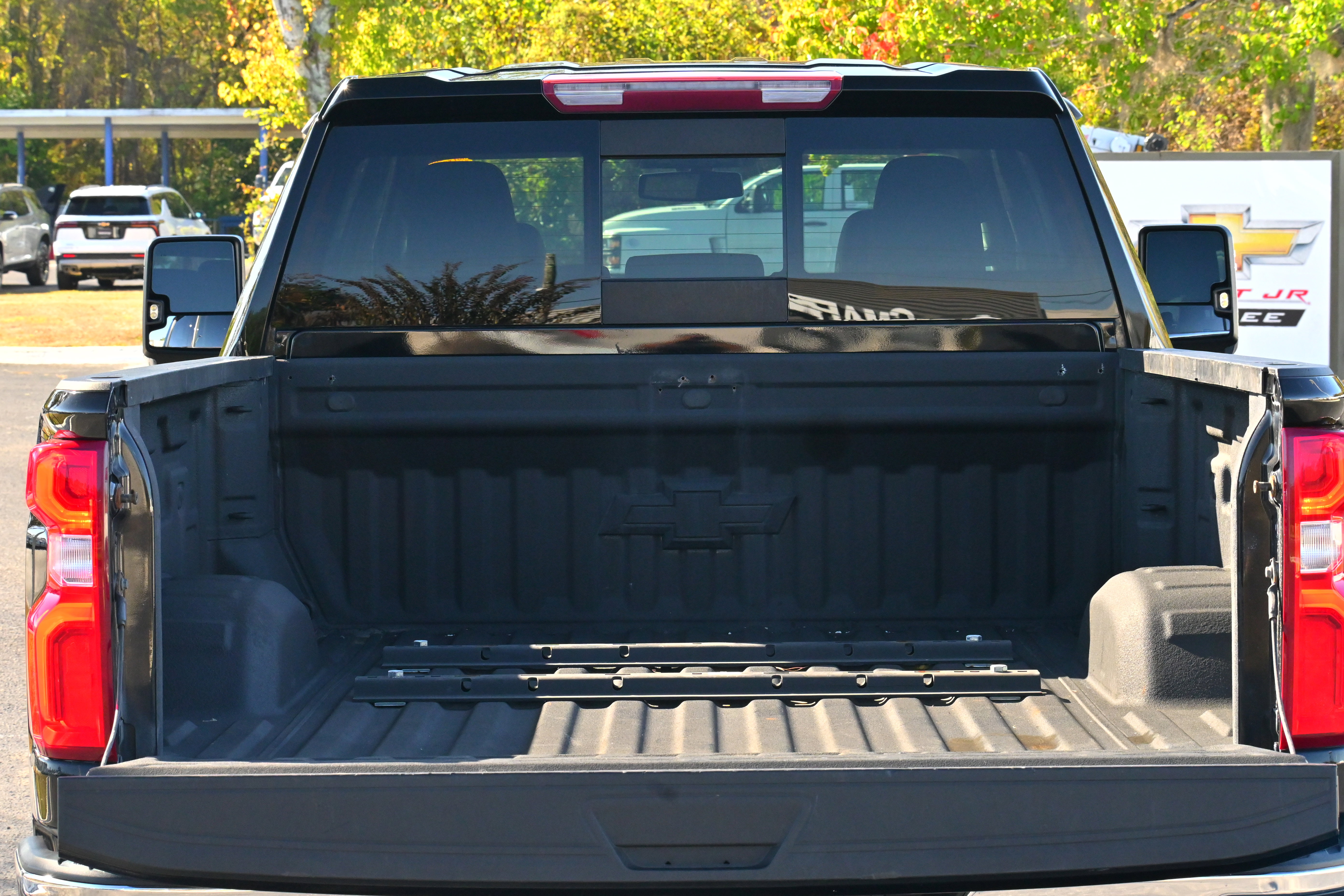 Used 2020 Chevrolet Silverado 2500 LTZ w/ LTZ Plus Package image 31