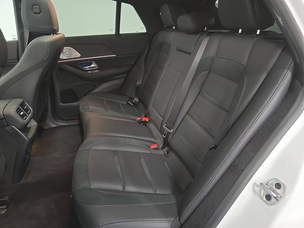 Used 2025 Mercedes-Benz GLE 53 AMG 4MATIC Coupe image 26