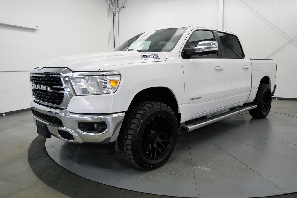 Used 2022 RAM 1500 Big Horn AWD/4WD image 3