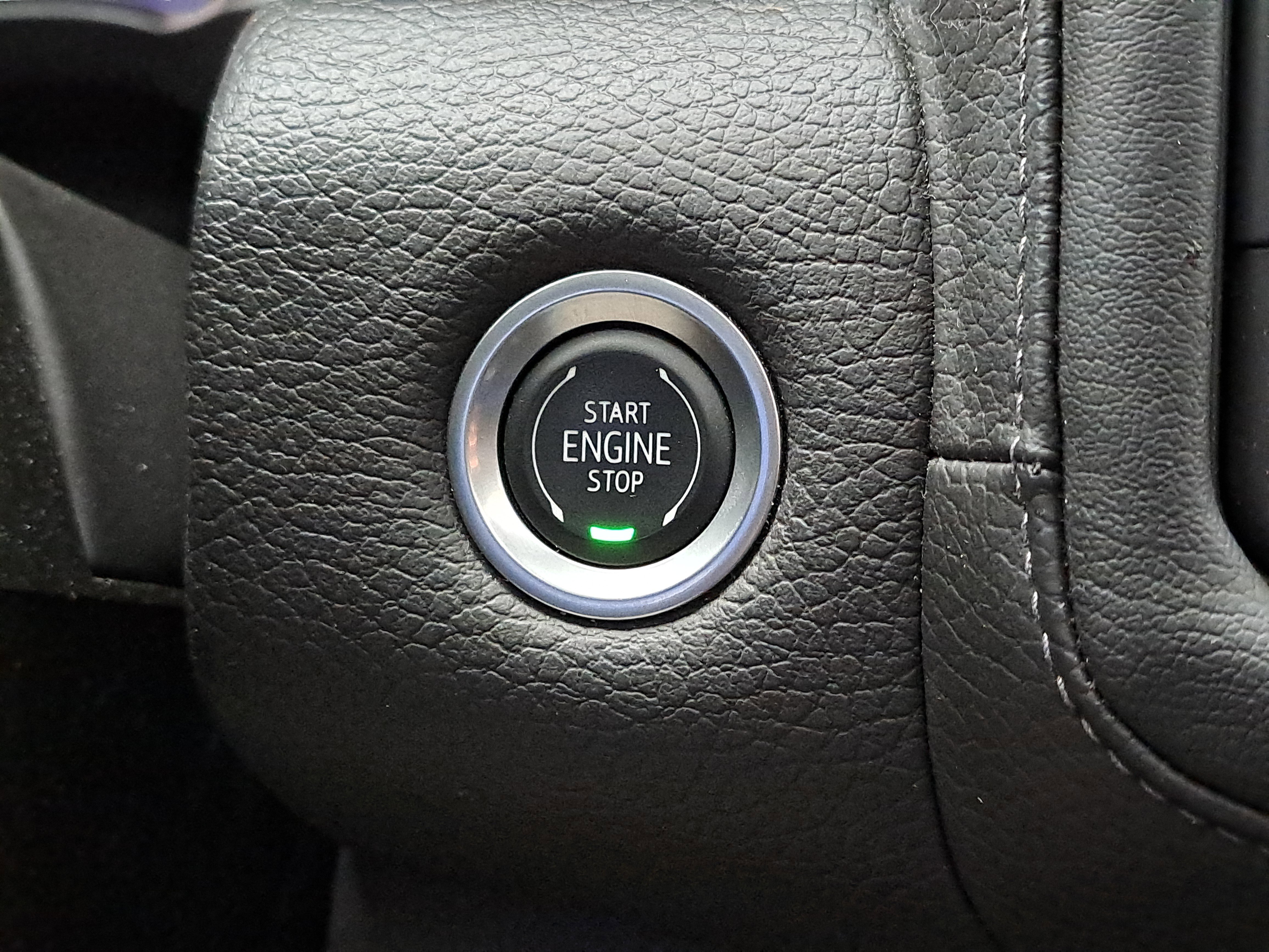 Used 2024 GMC Yukon Denali w/ Advanced Technology Package image 23