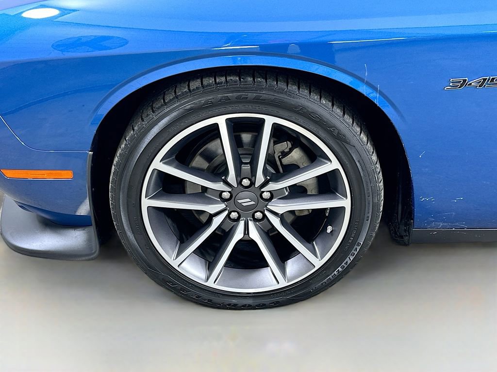 Used 2023 Dodge Challenger R/T image 7