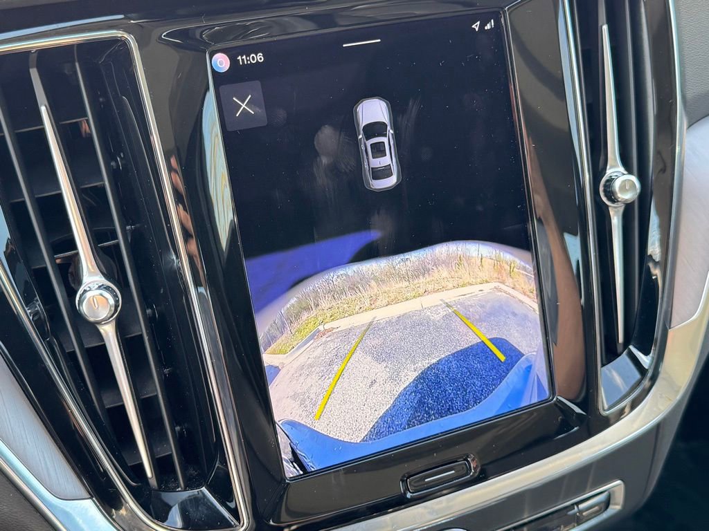 Used 2024 Volvo S60 B5 Core image 11