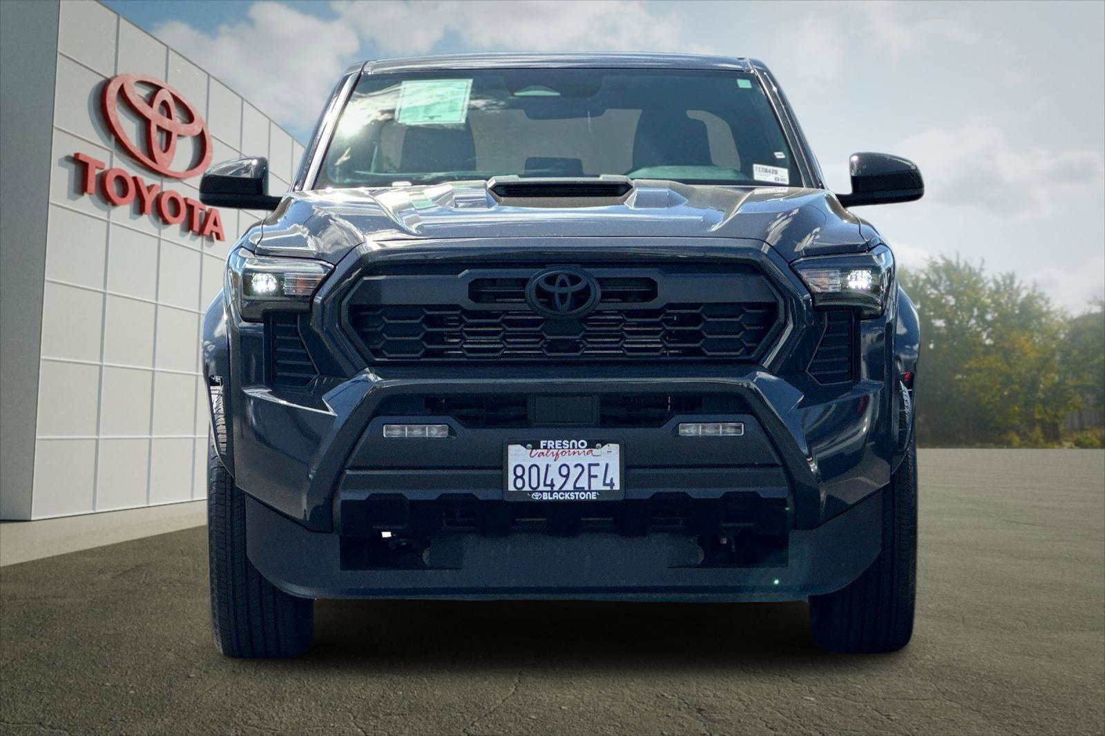 Certified 2025 Toyota Tacoma TRD Sport AWD/4WD image 8