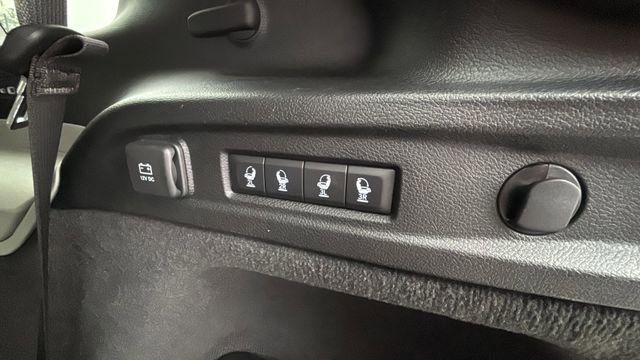 Used 2022 Jeep Grand Cherokee L Overland image 39