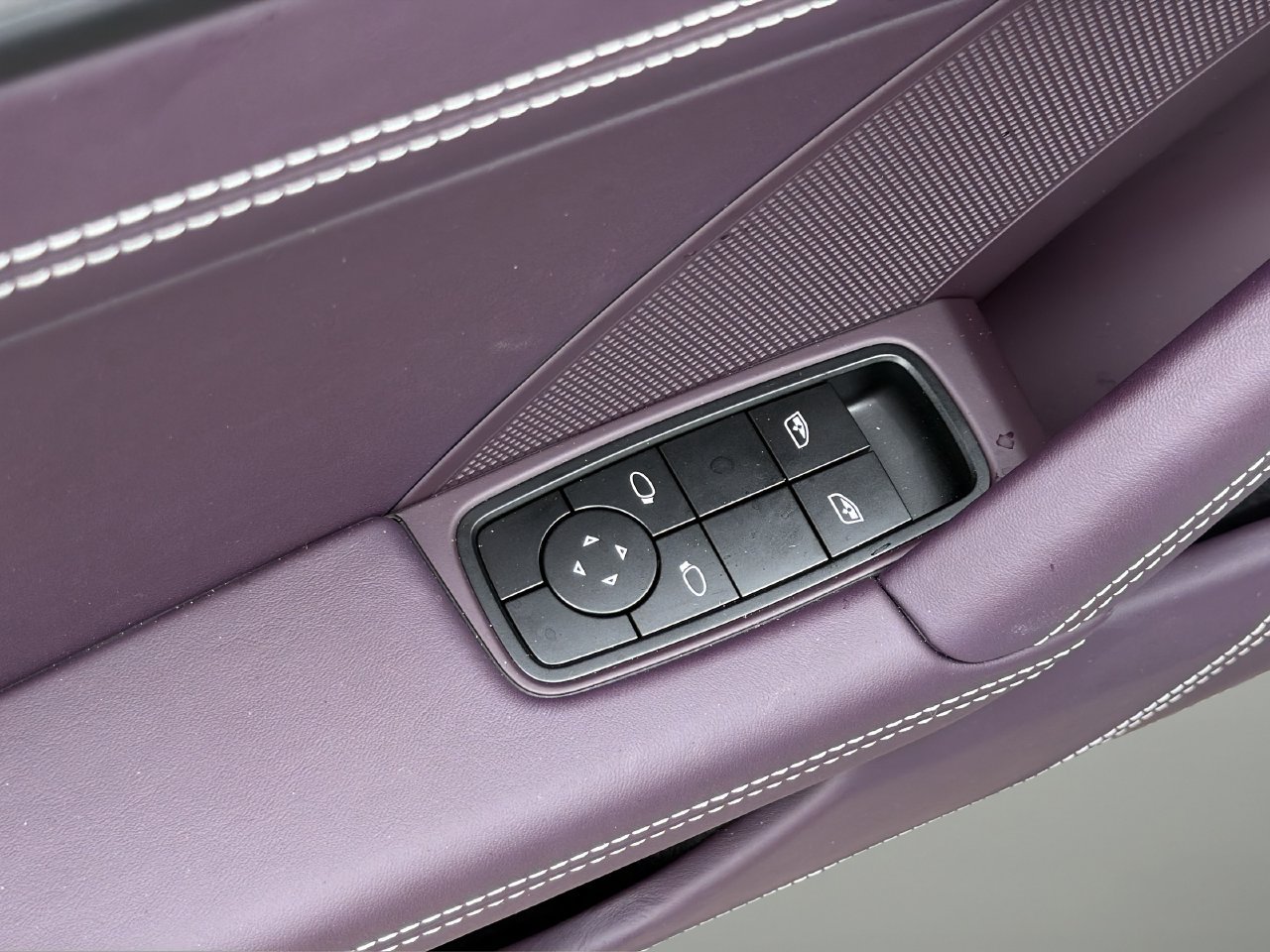Used 2026 Porsche 911 GT3 RWD image 11